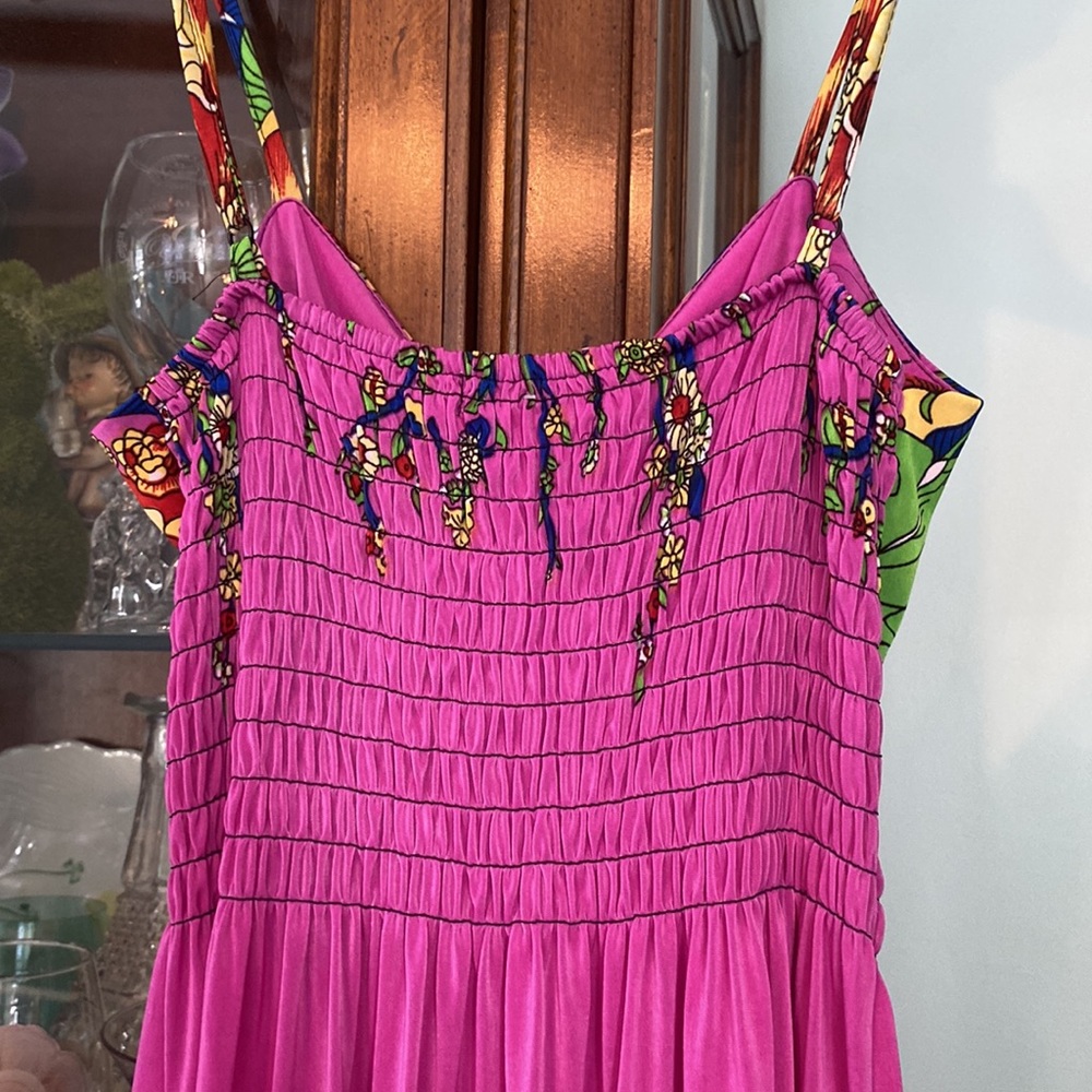 Dress - Picture 6 of 7